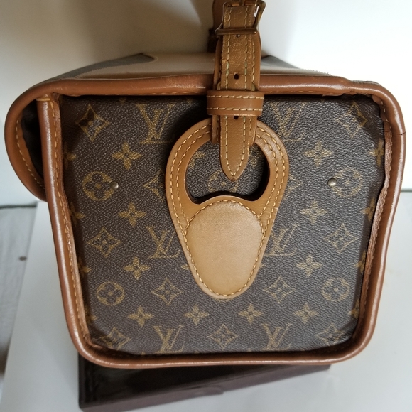 Louis Vuitton beauty train case - Picture 7 of 16